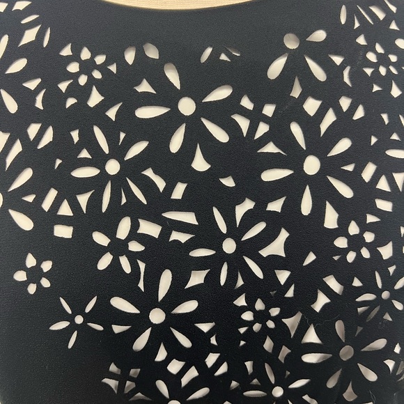 Calvin Klein Navy Dress with White Floral Cutout Pattern. Size 16. Worn 2X. - Picture 4 of 4